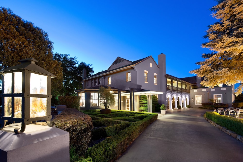 Mineral Springs Hotel 42/50