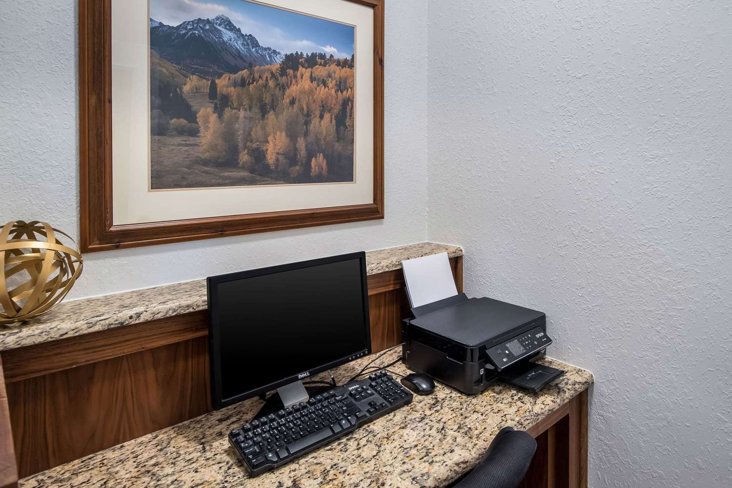 Quality Inn & Suites Pueblo West 37/43
