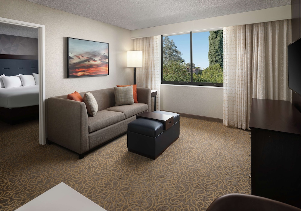 Embassy Suites by Hilton Tucson East 29/48