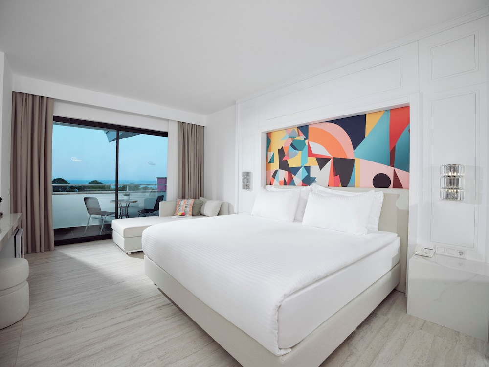 Pearl, King Bed, Sea View