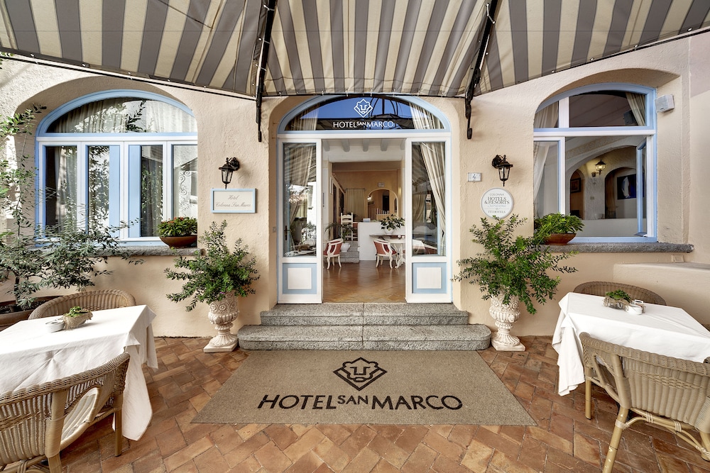Lobby at Hotel Colonna San Marco, OLBIA