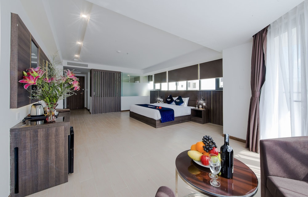 Atlantic Nha Trang Hotel 30/50