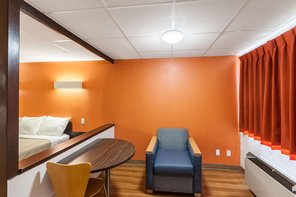 Motel6 Fort Worth, TX - Stockyards 18/29