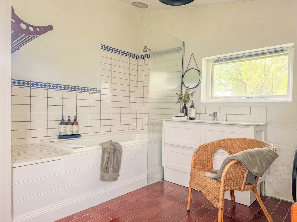 Clonmara Country House Cottages 49/50