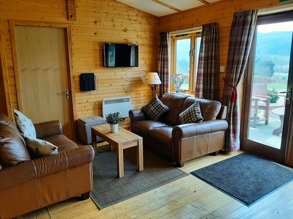 Tayview Lodges 17/50