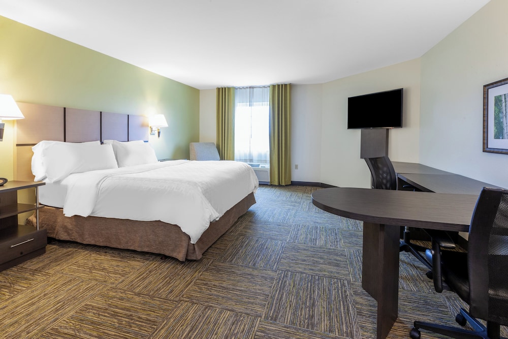 Candlewood Suites Kalamazoo 16/50