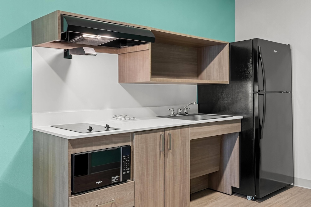 ECHO Suites Extended Stay by Wyndham Conyers 31/37