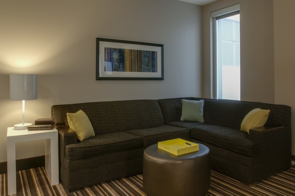 Hampton Inn & Suites Denver Downtown-Convention Center 32/51