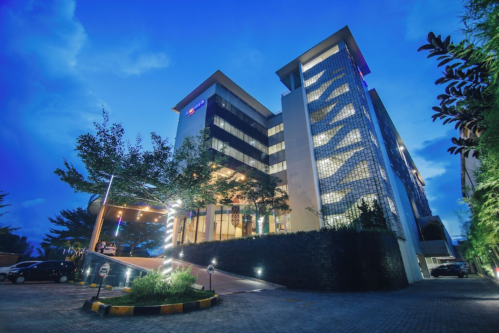 Hotel Luwansa 48/50