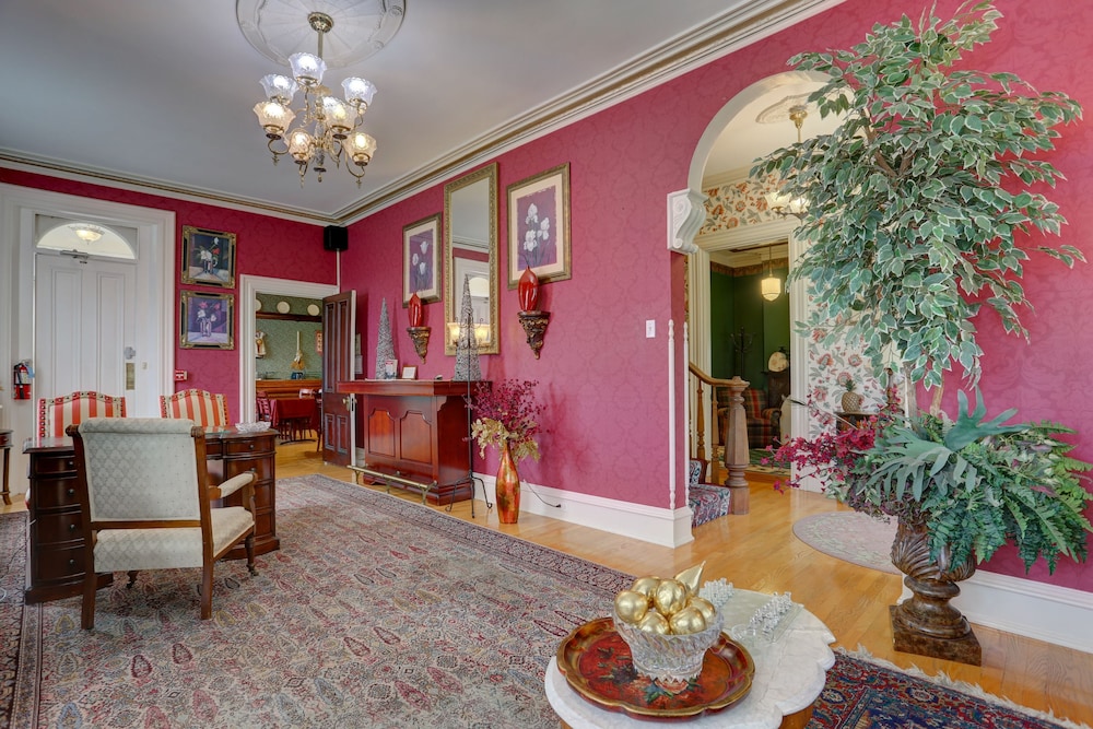 Greystone Manor Inn B&B 23/32