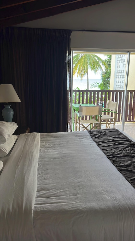 Starfish Tobago Resort 7/50