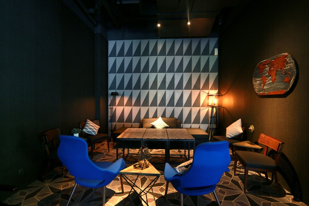 Java Paragon Hotel And Residences 50/76