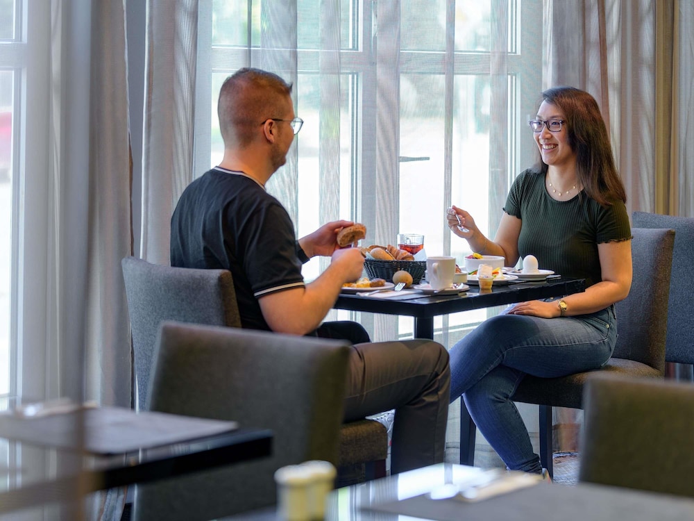 Mercure Hotel Wuerzburg Am Mainufer 53/66