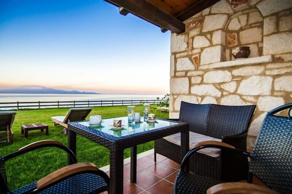 KAVOS PSAROU VILLAS 34/50