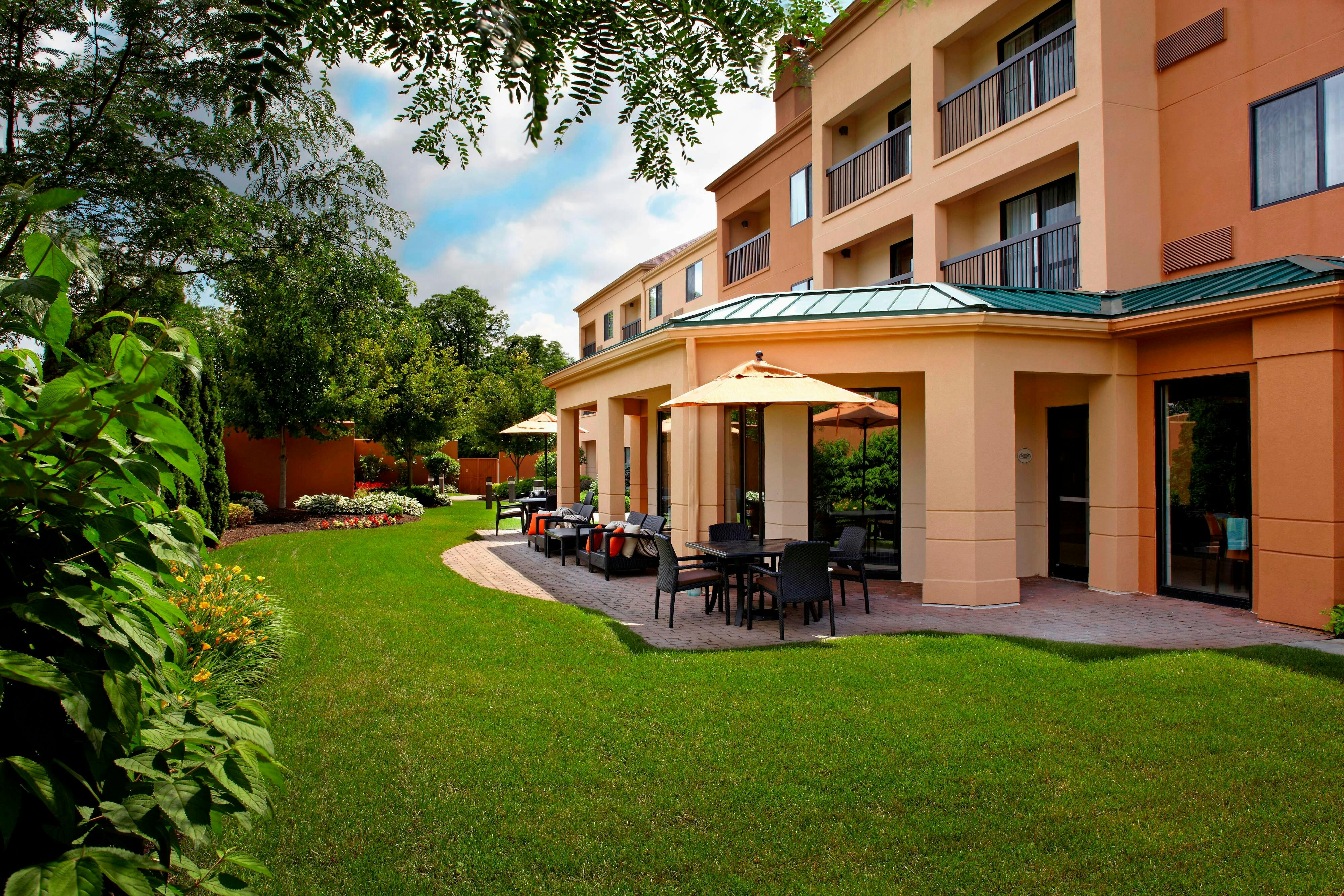 Courtyard Newark Granville 8/8
