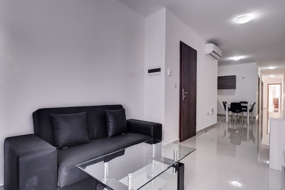 The Village Apartments 28/50
