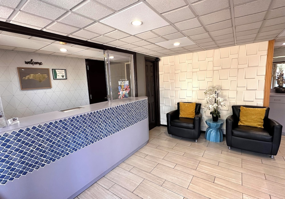 Travelers Inn 14/58