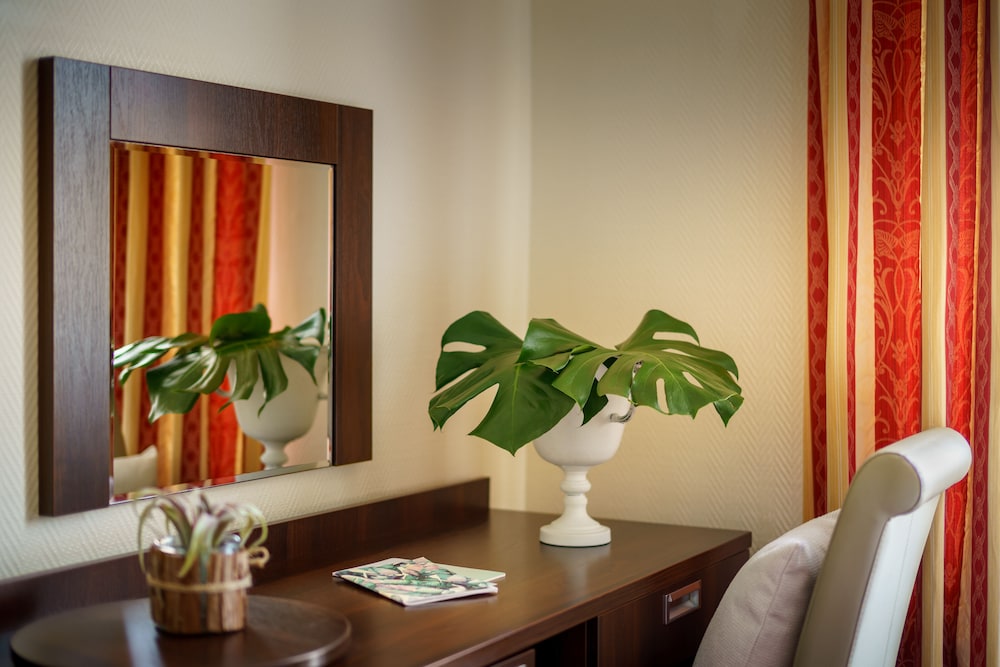 Hotel Graf Moltke 50/75