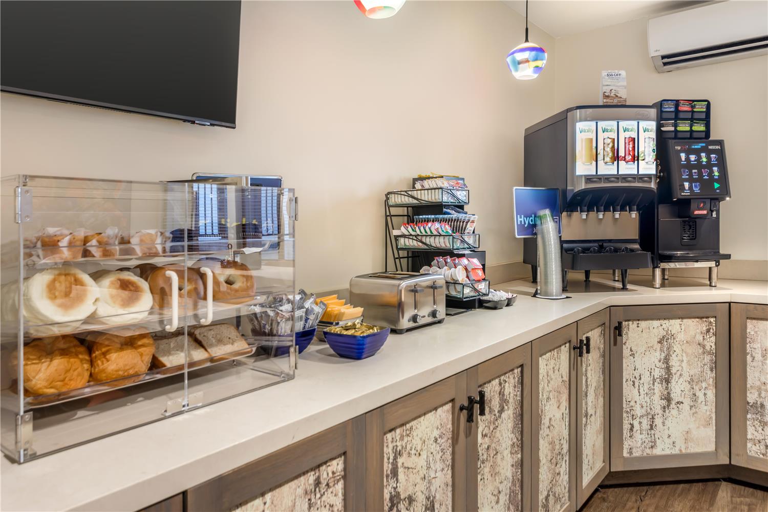 Best Western Rose Garden Inn 20/37