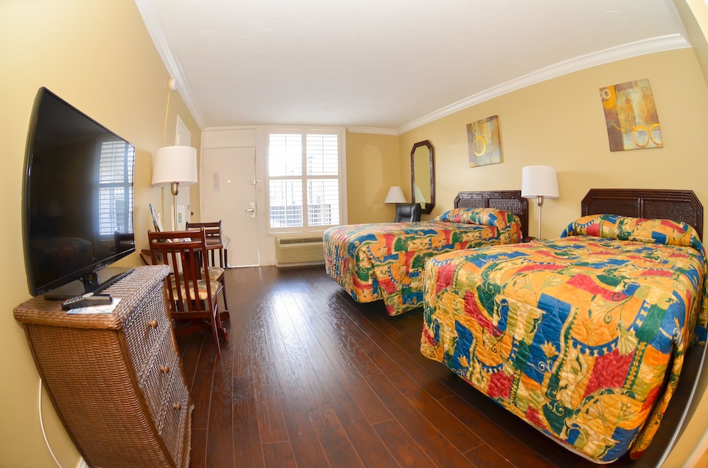 Gulfcoast Inn Naples 14/42