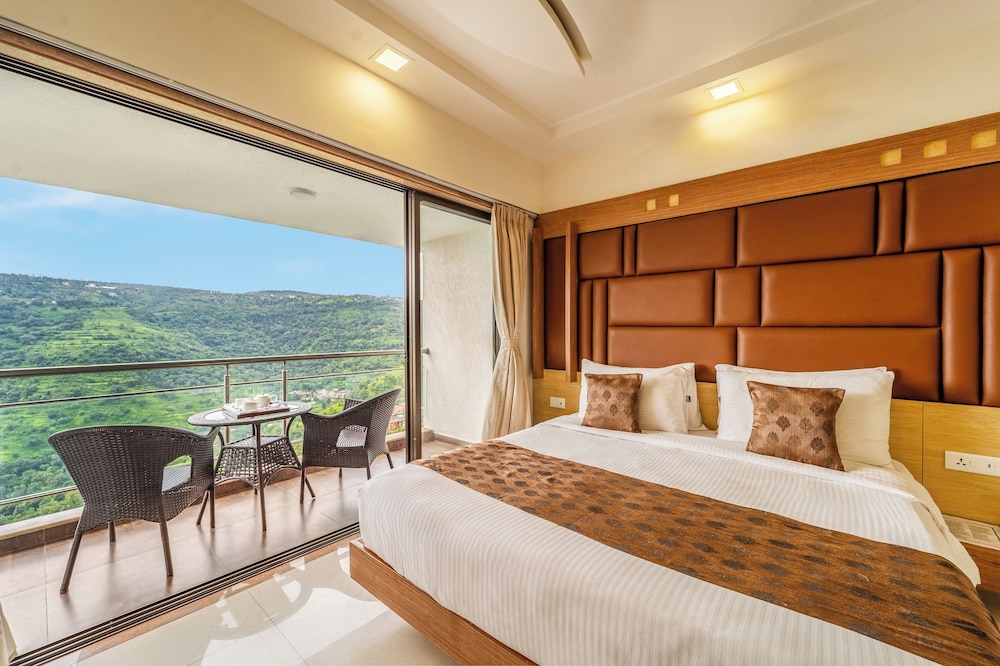 Sterling Panchgani 23/62