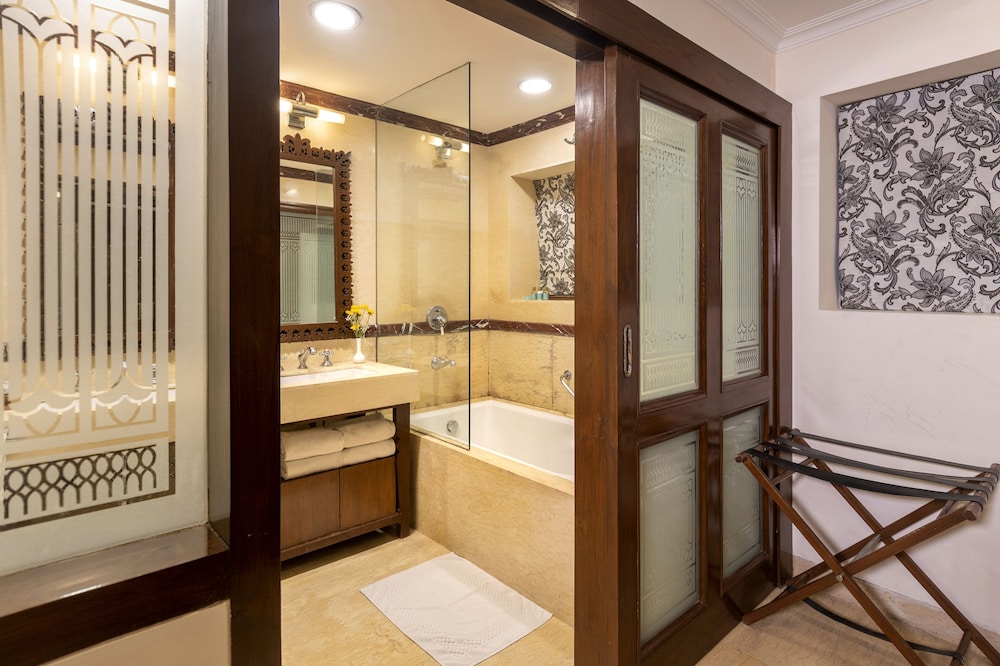 The Claridges Nabha Residence 34/34