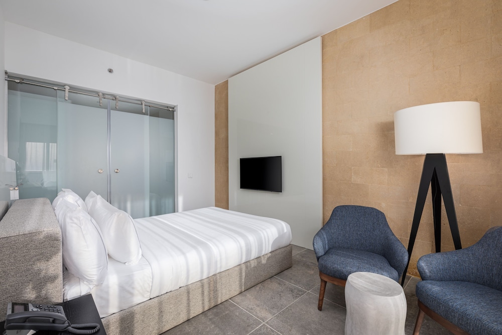 The G Hotel 39/50
