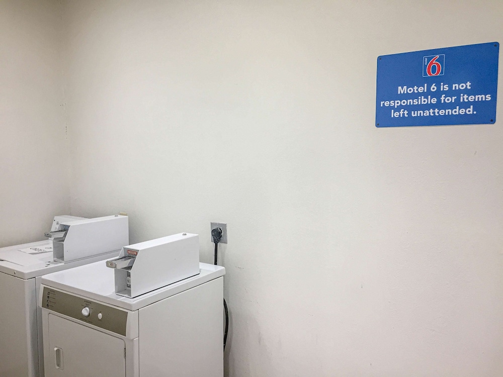 Motel6 Woodway, TX 10/41