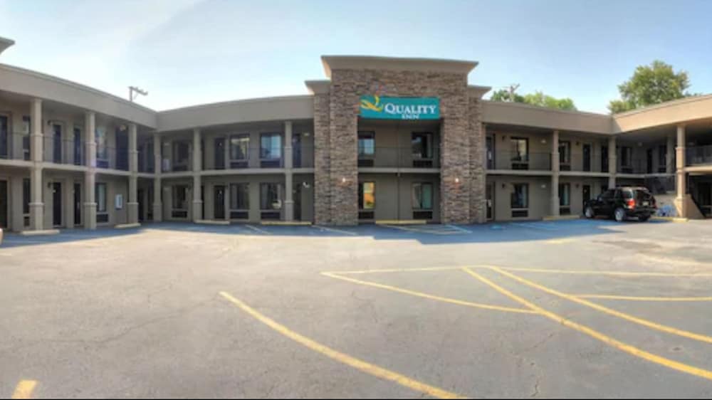 Quality Inn Covington Downtown 32/33