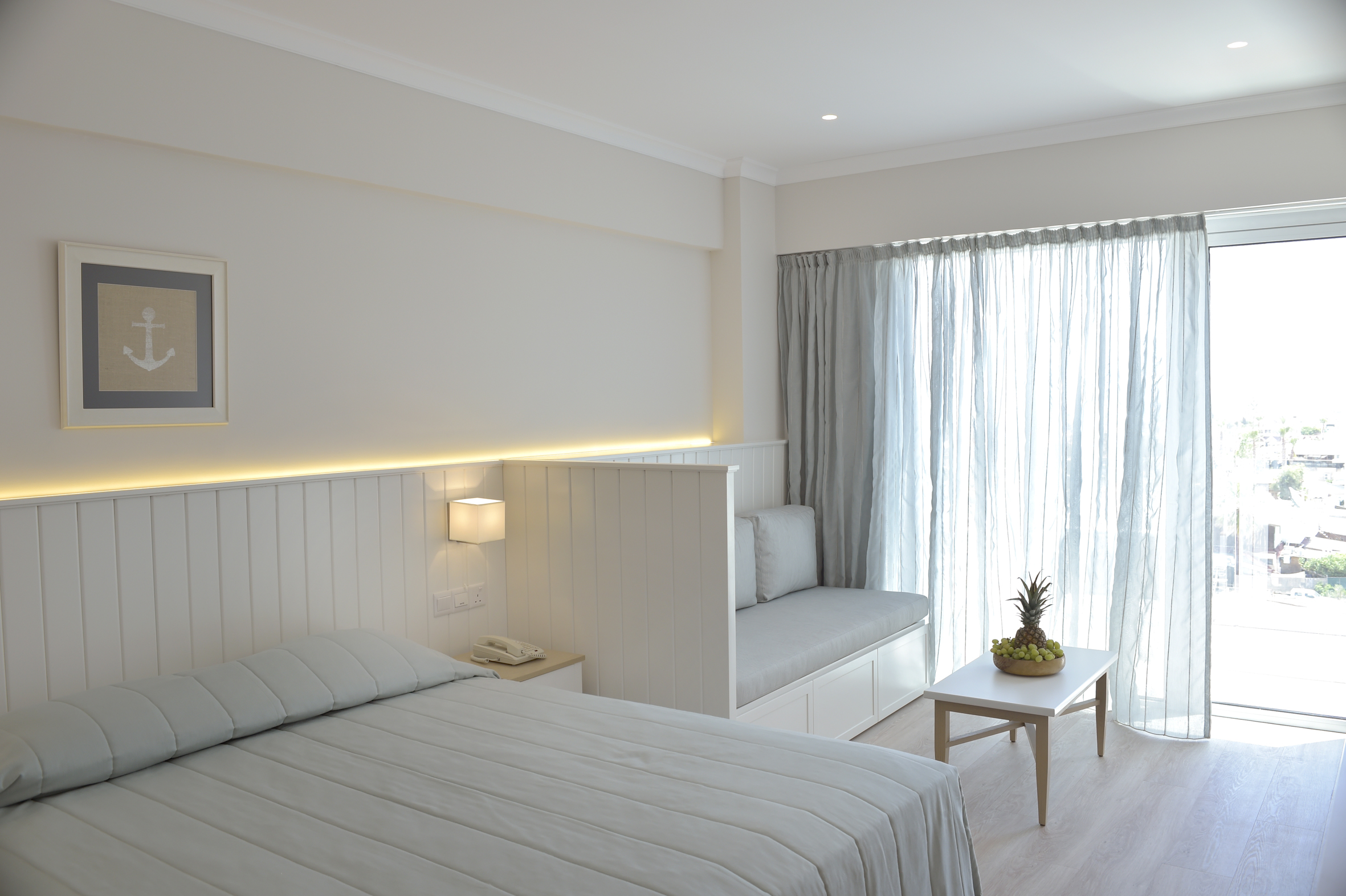 Superior room with inland view