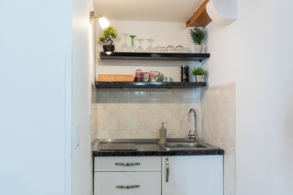 Apartments Ivana 7/63