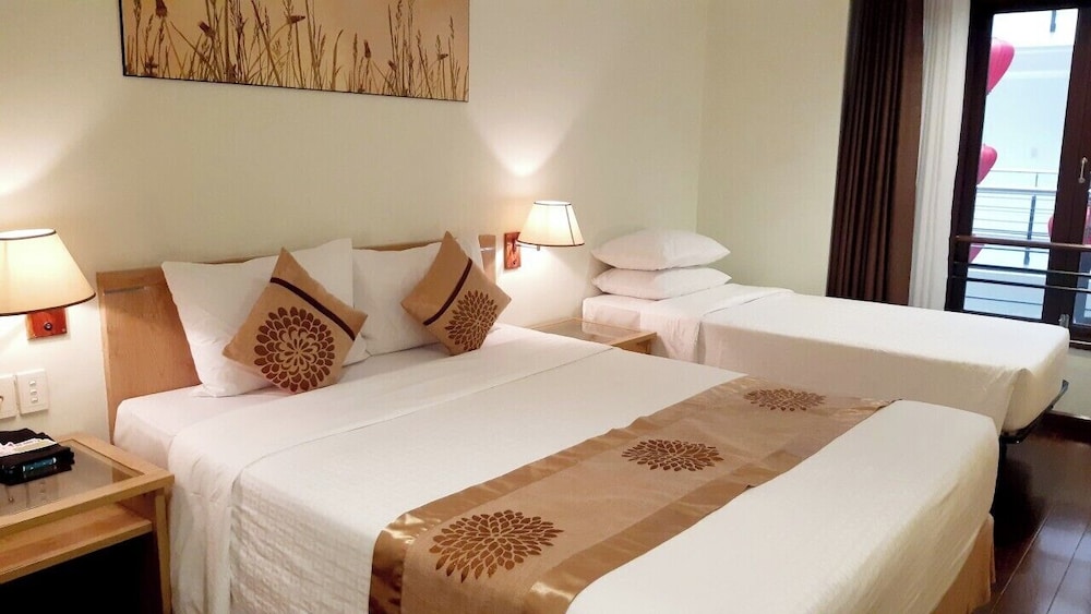 Vien Dong Hotel 11/50