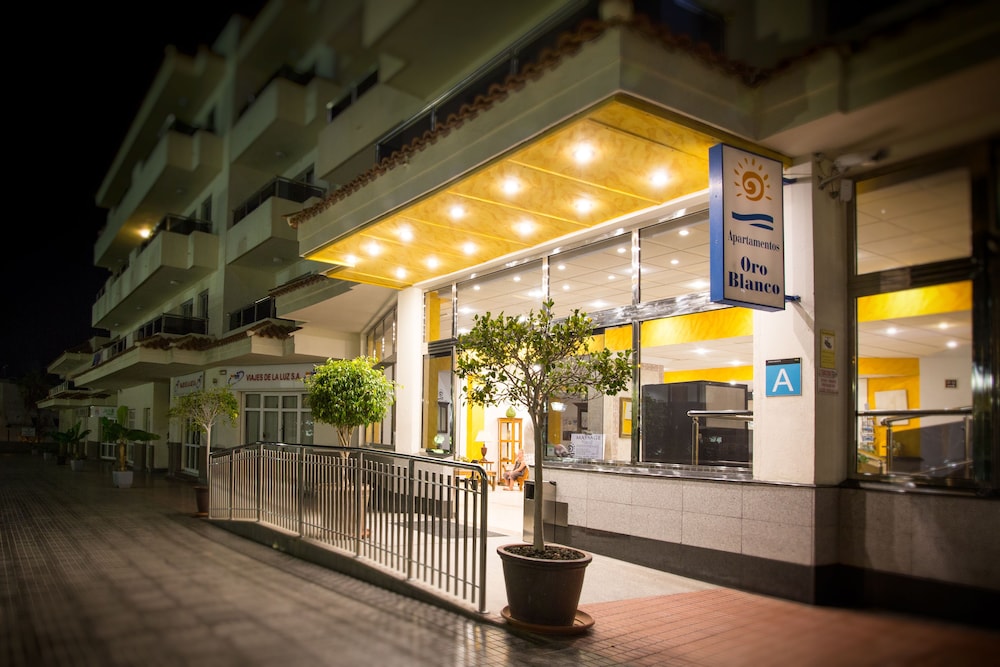 Oro Blanco Apartments 10/69