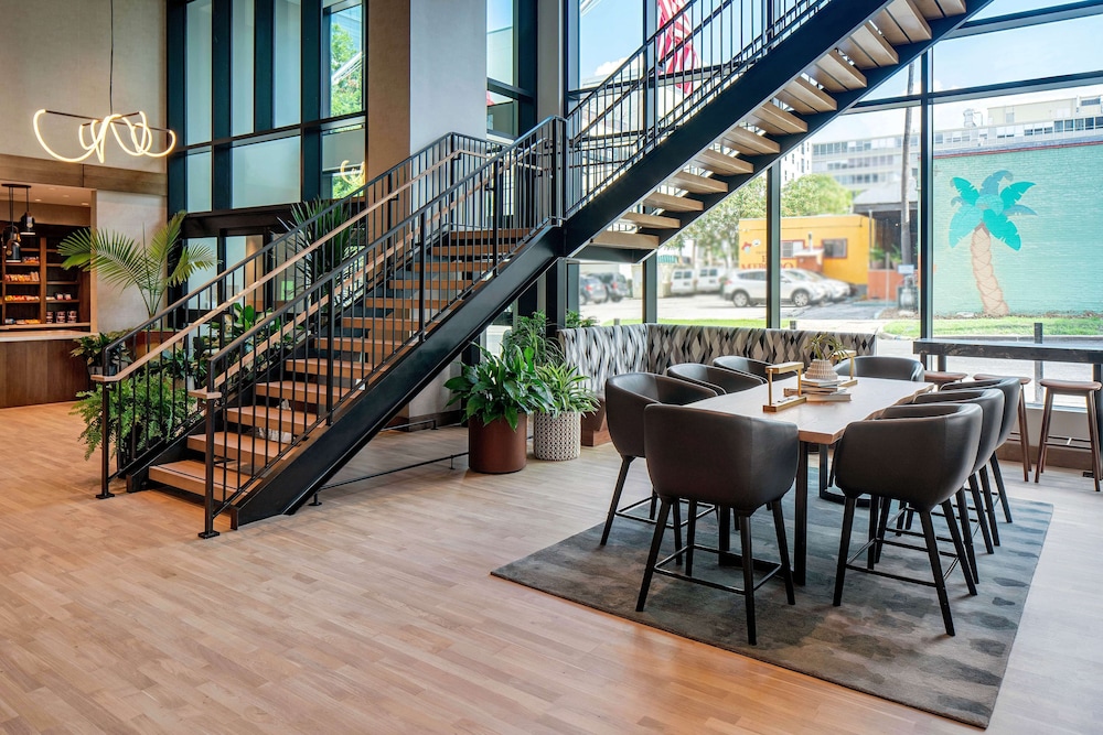 Hilton Garden Inn Austin University Capitol District 41/54