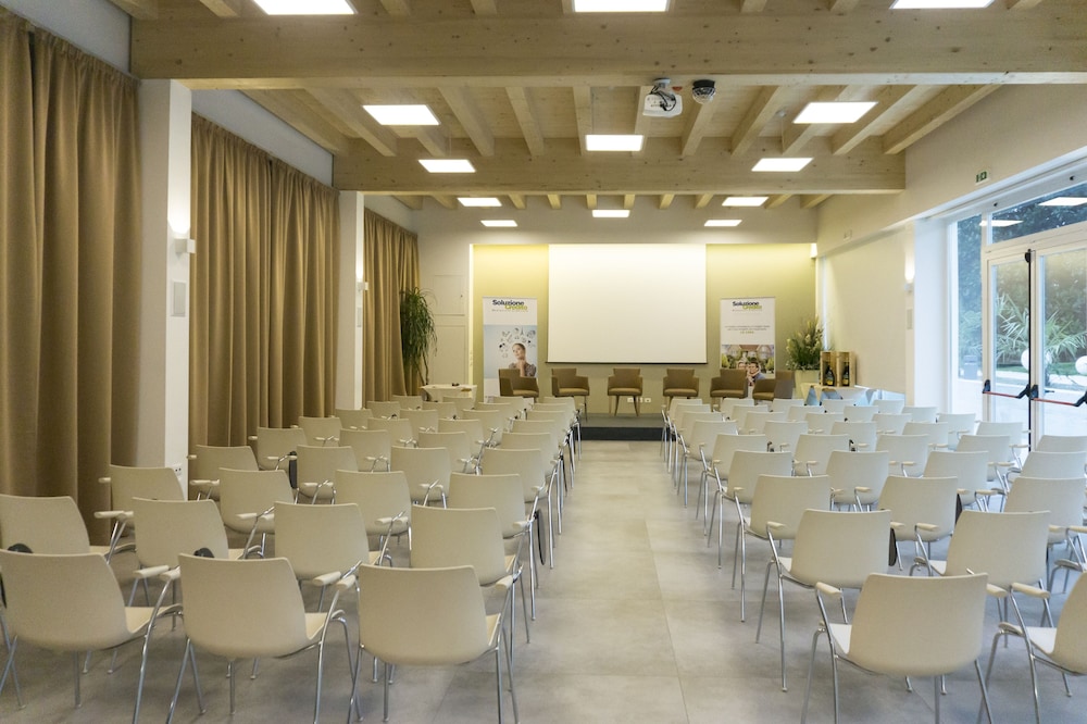 Hotel Mioni Royal San 70/72
