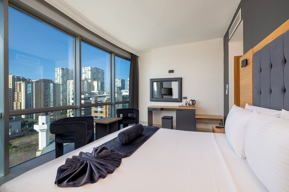 Asia Artemis Suite 11/50