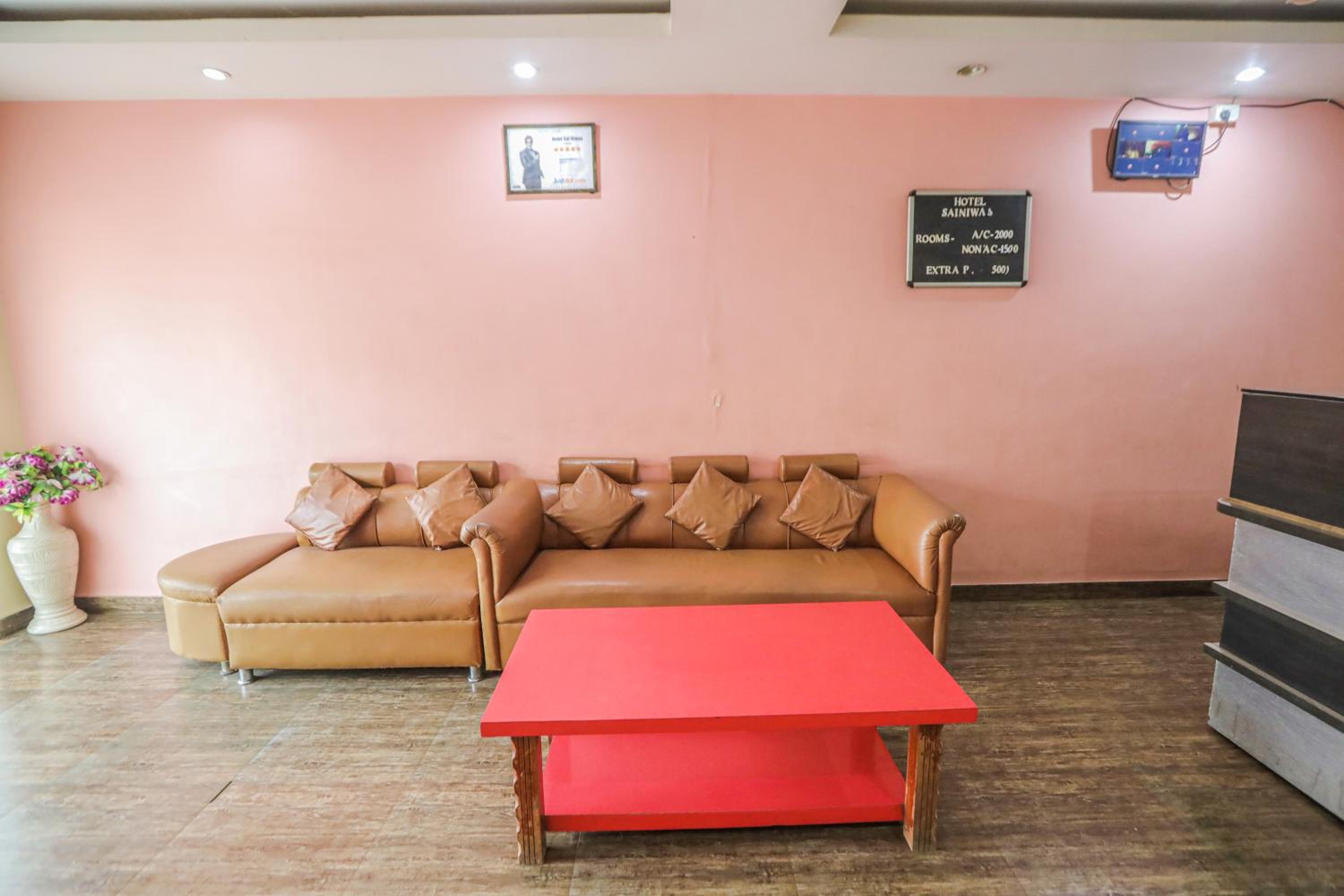 Vista Rooms at Wax Museum 27/33