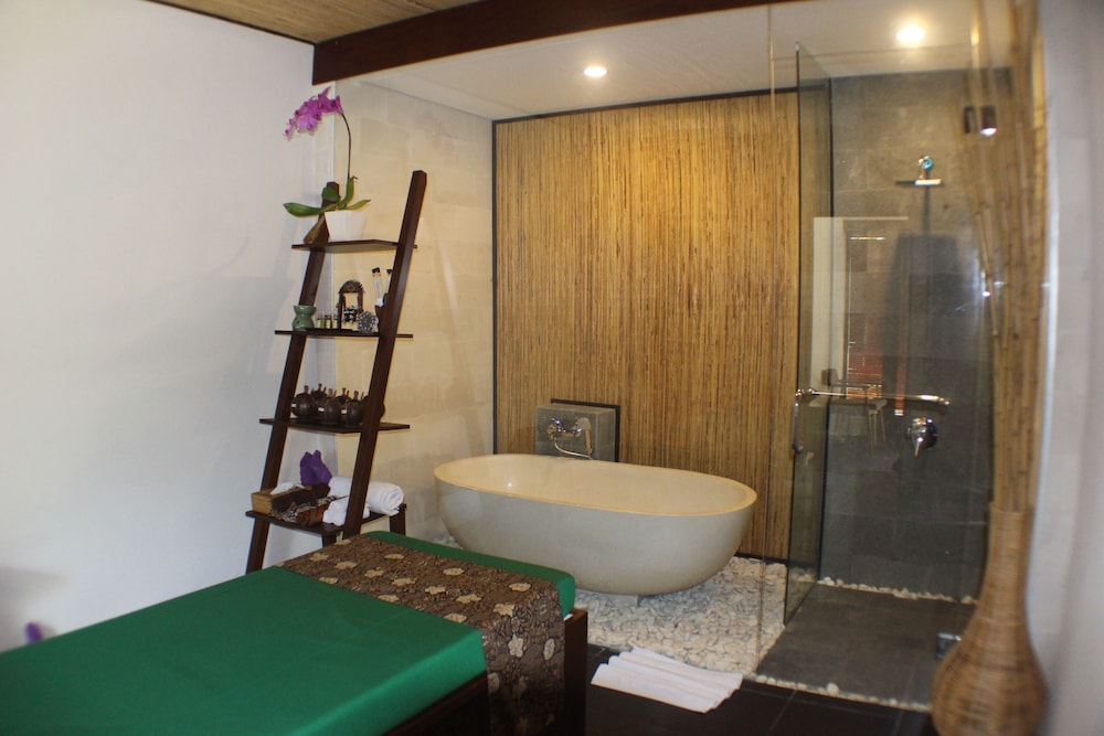 Gaing Mas Jimbaran Villas By Gaing Mas Group 54/80