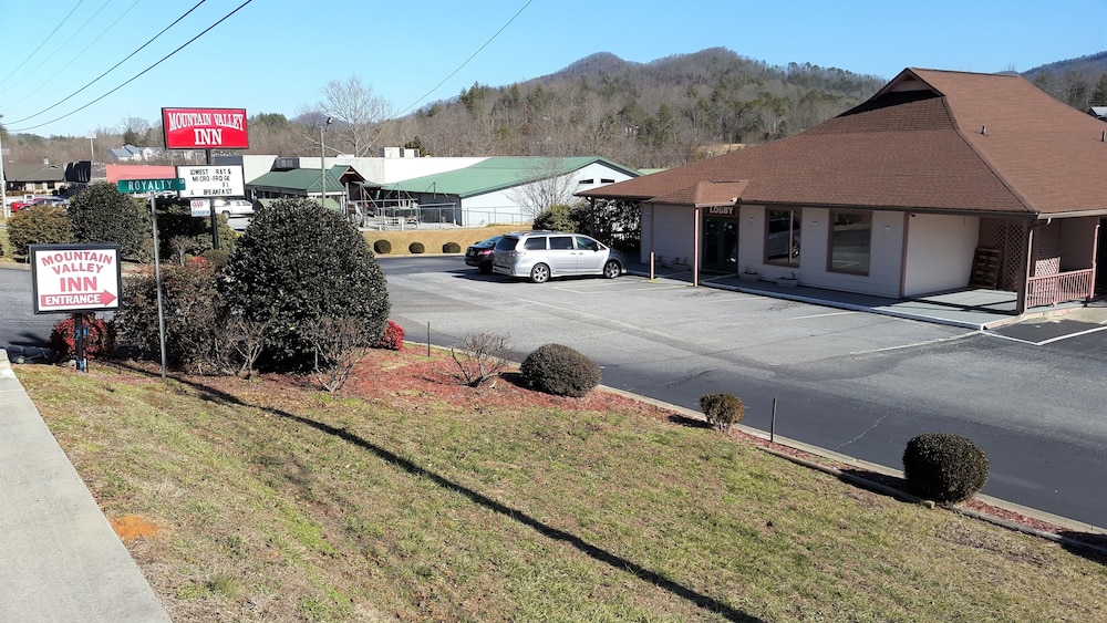 Mountain Valley Inn Dillard 53/62