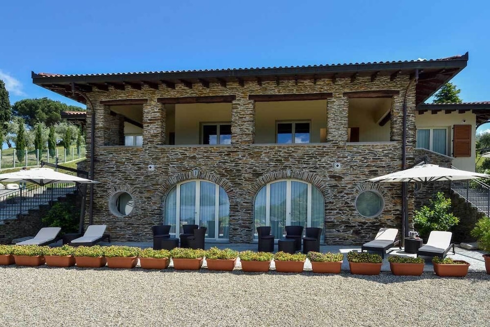 Agriturismo Il Colle 1/50