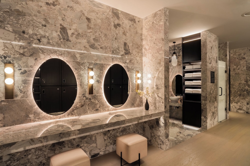 L7 WEST LAKE HANOI by LOTTE L7 RESIDENCES 41/66