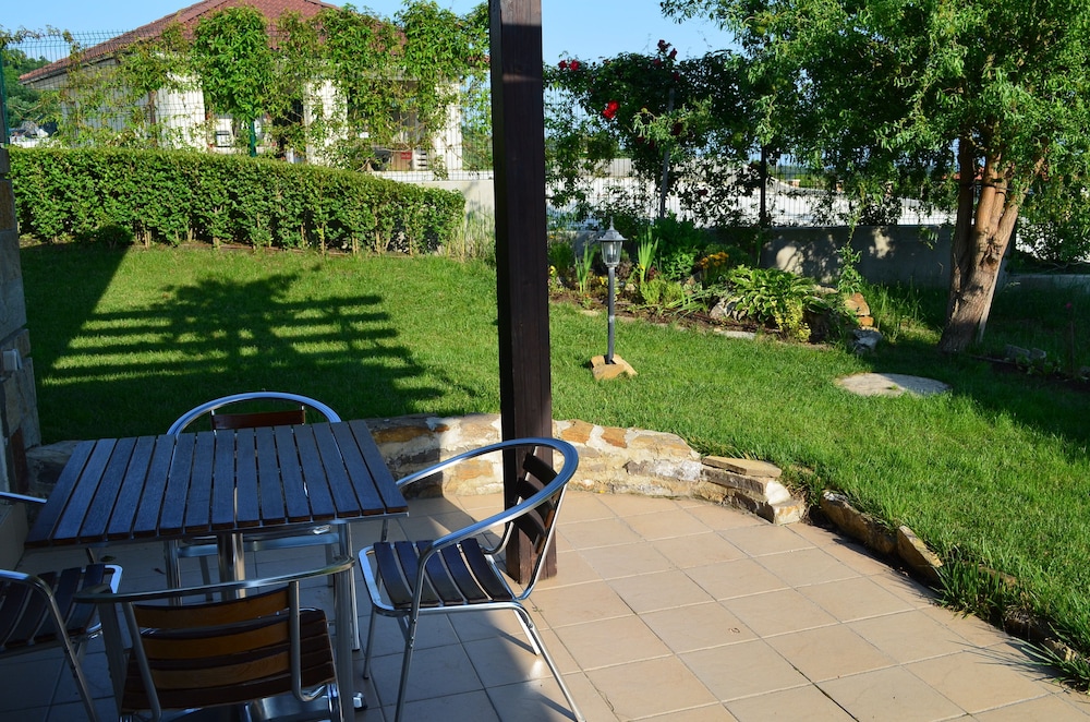 Villa On The Black Sea 32/38