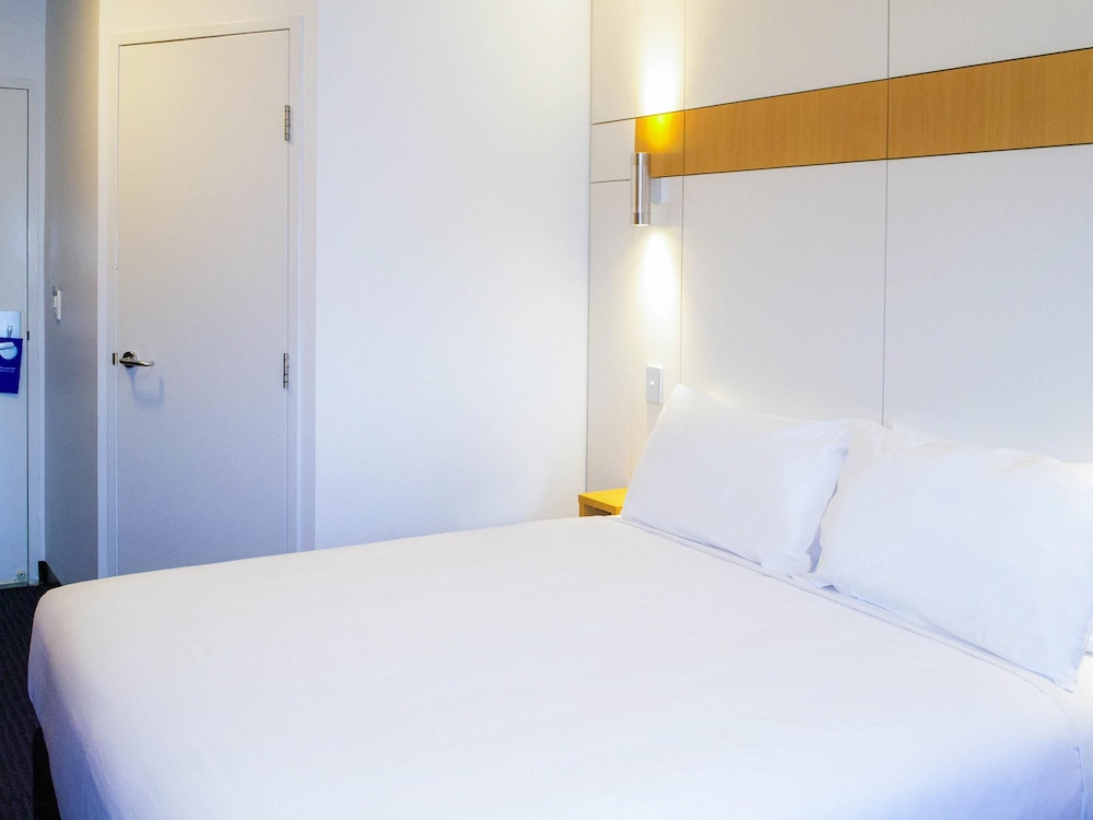 Ibis Budget Gosford 7/30