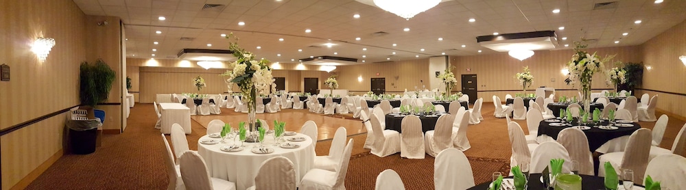 Rodeway Inn & Suites East Windsor CT 29/44