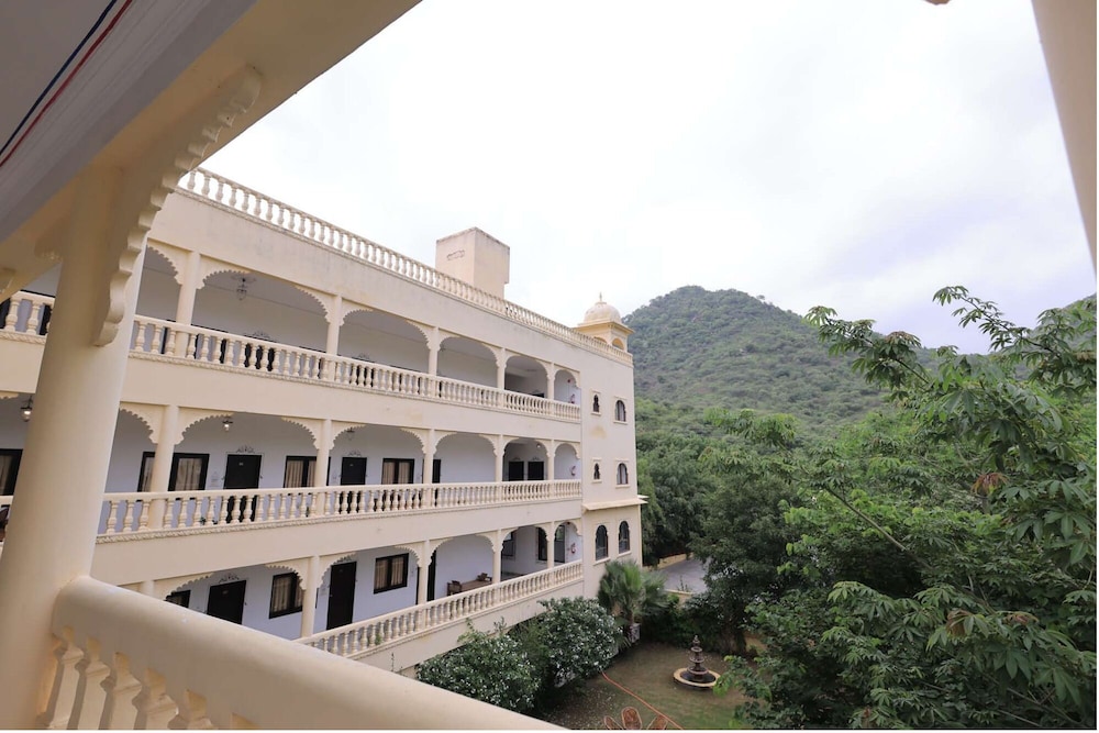 Atulya Niwas Udaipur 3/49