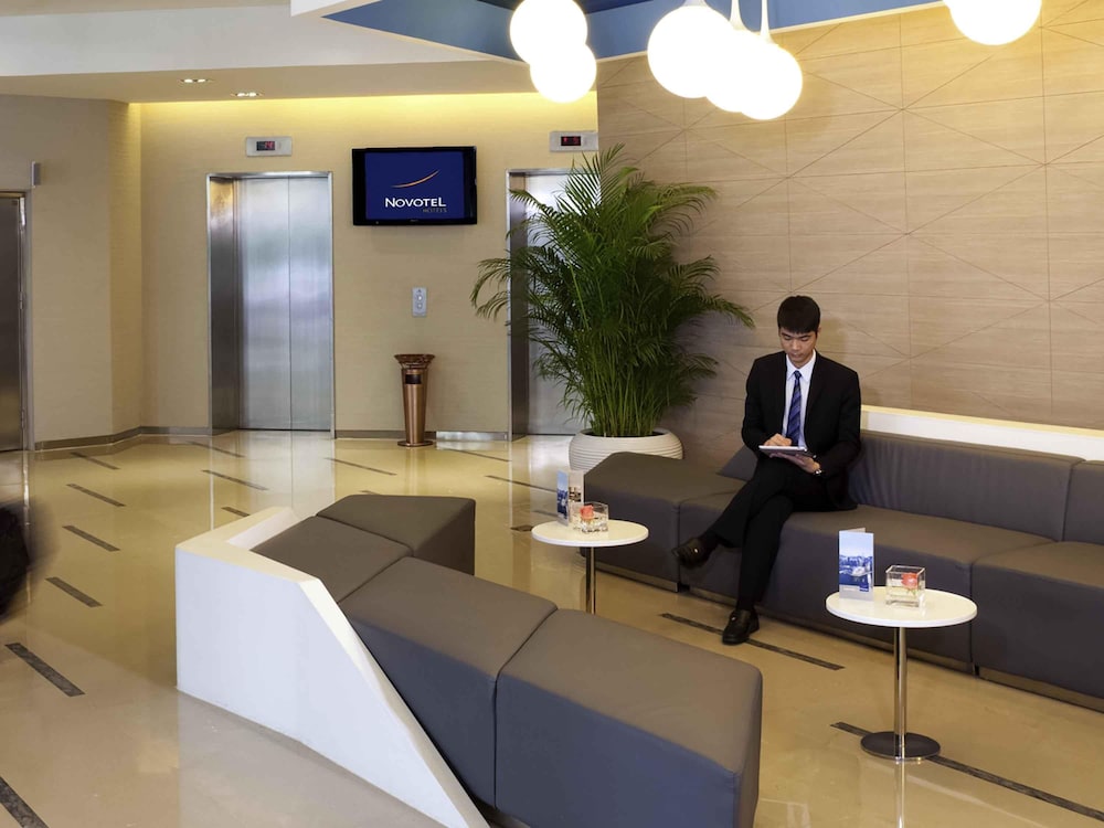 Novotel Shenzhen Watergate 9/41