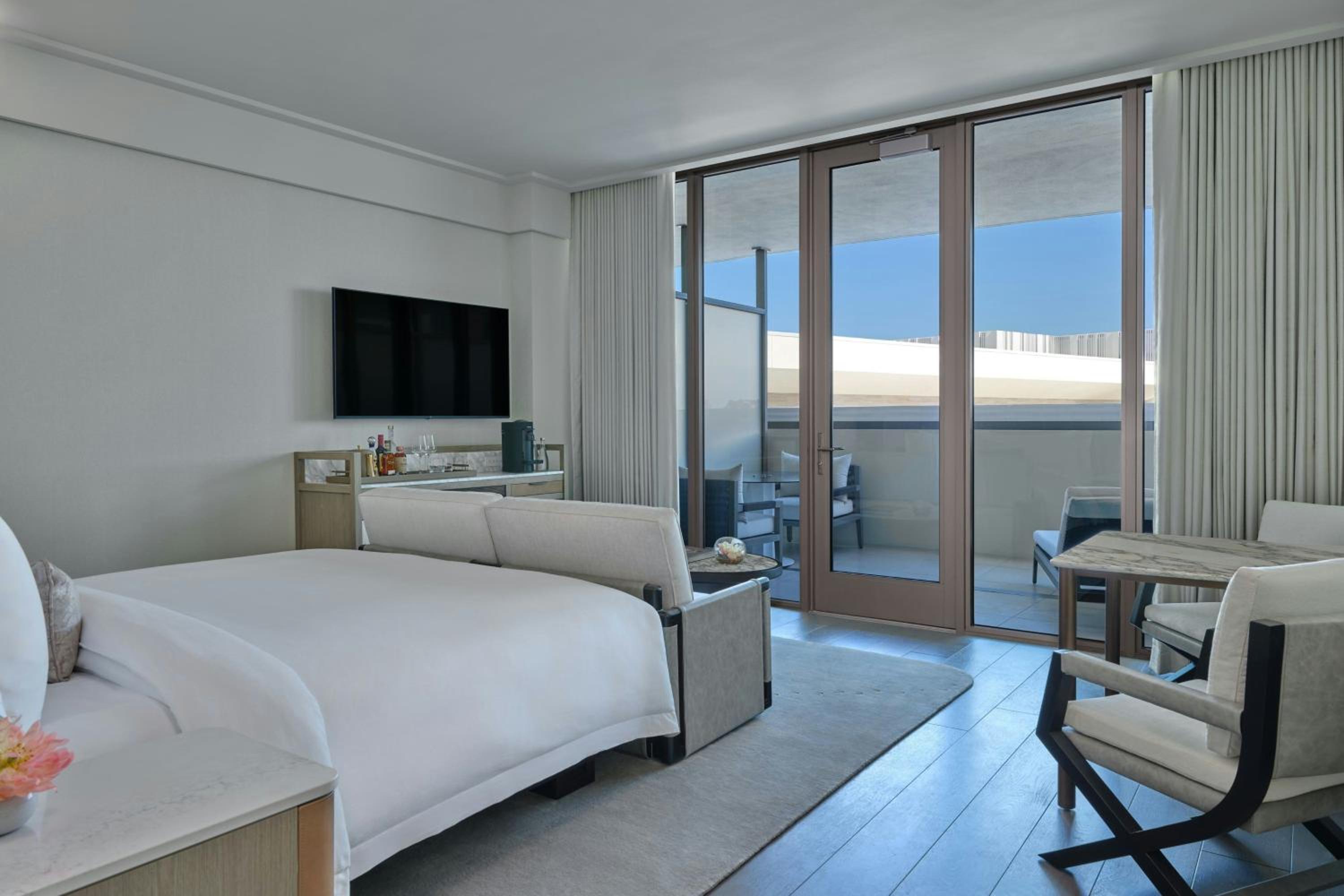 Superior, King Bed