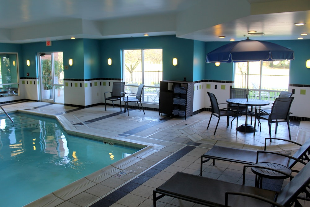 Fairfield Inn & Suites Seymour 31/40