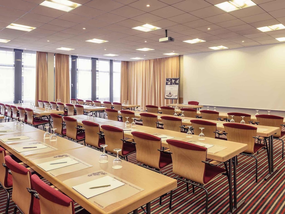 Mercure Hotel Frankfurt Eschborn Ost 38/49