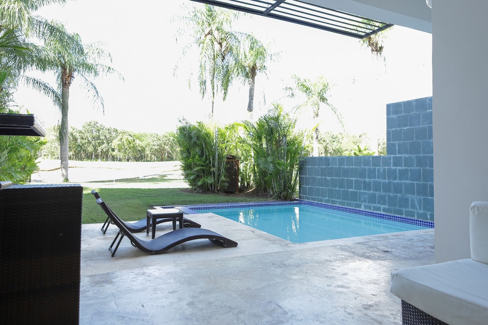 Sybaris Residences 26/50